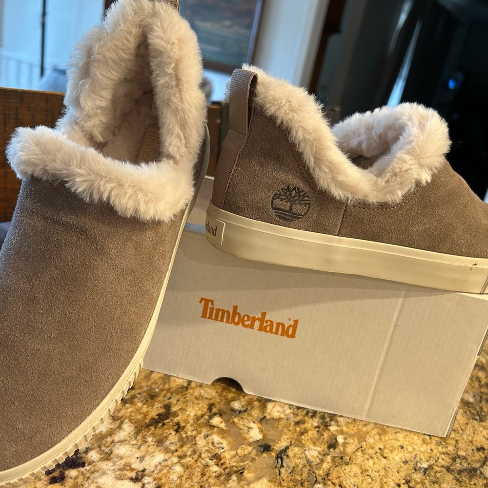 Timberland Cream Fur Lined Footwear